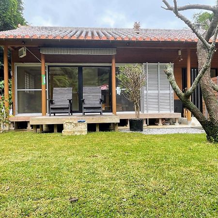 マムヴィッラin森の中の一軒家 Villa Nago Exterior photo