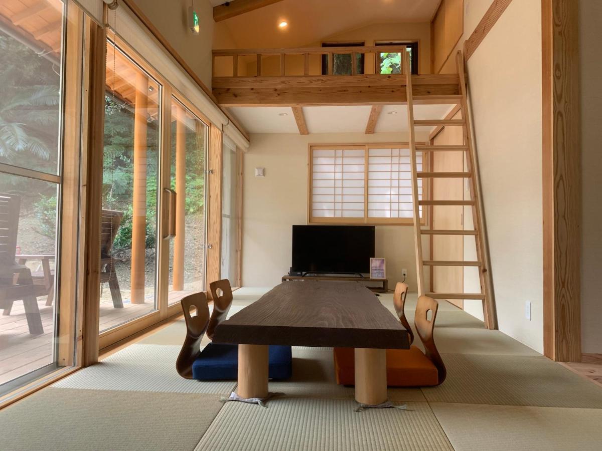 マムヴィッラin森の中の一軒家 Villa Nago Exterior photo