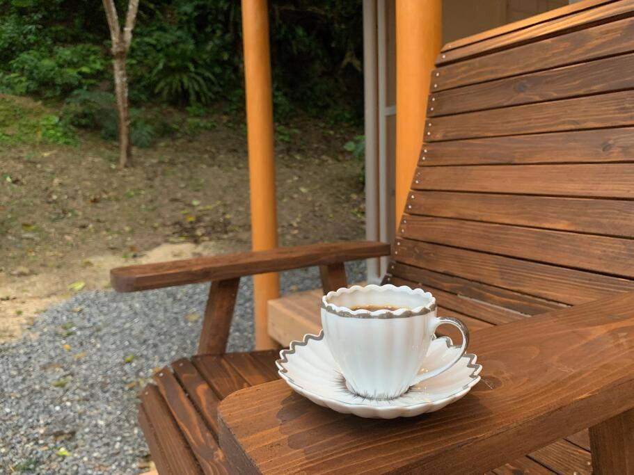 マムヴィッラin森の中の一軒家 Villa Nago Exterior photo